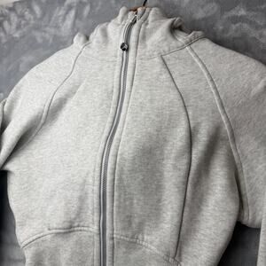 Lululemon Scuba Full Zip Cropped Hoodie Women ‘s Sweatshirt Size 2